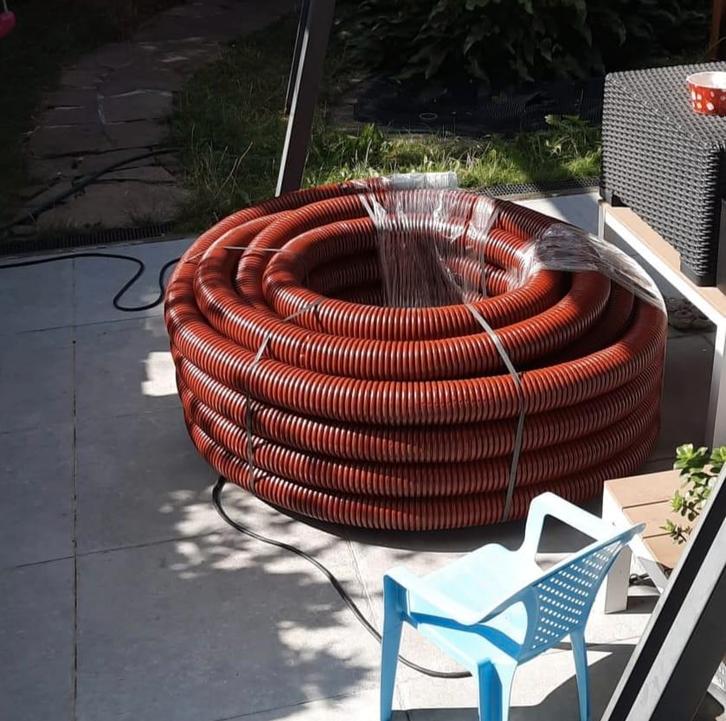 Pijp voor elektriciteitsleidingen, Doe-het-zelf en Verbouw, Buizen en Afvoer, Zo goed als nieuw, Overige typen, Overige materialen