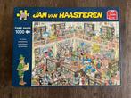 Jan van Haasteren - De Bibliotheek - 1000 Stukjes, Hobby en Vrije tijd, Denksport en Puzzels, Ophalen of Verzenden, 500 t/m 1500 stukjes