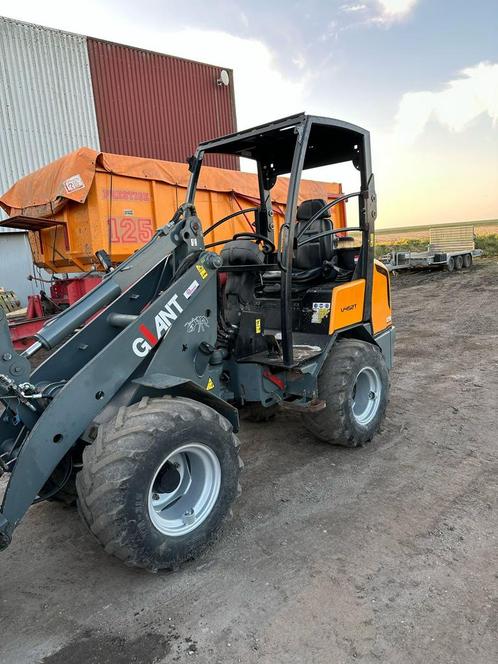 Giant V452T shovel 2,5 ton 45 PK, Zakelijke goederen, Machines en Bouw | Kranen en Graafmachines, Wiellader of Shovel, Ophalen of Verzenden