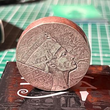 Chad 5 oz Queen Nefertiti 2017 Zilveren Munt 999 beschikbaar voor biedingen