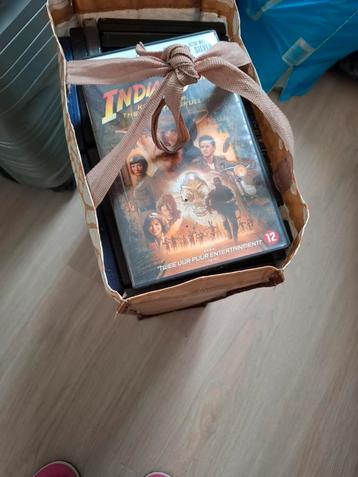 Hele tas vol diverse dvd's beschikbaar voor biedingen