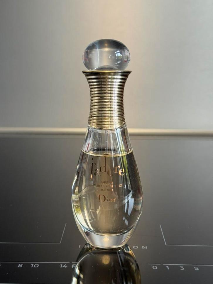Dior jadore hair mist 40ml nog 36ml in, Sieraden, Tassen en Uiterlijk, Uiterlijk | Parfum, Zo goed als nieuw, Ophalen of Verzenden