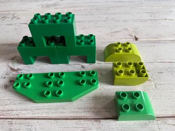 7 groene blokjes/bouwstenen LEGO DUPLO beschikbaar voor biedingen