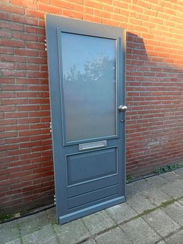 87.7 x 201.5 BH85 dubbelglas melkglas beschikbaar voor biedingen