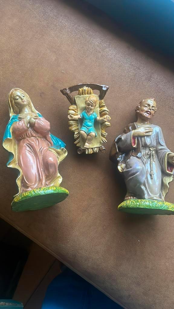 Mooie kerststal compleet met grote beelden, Diversen, Kerst, Gebruikt, Ophalen