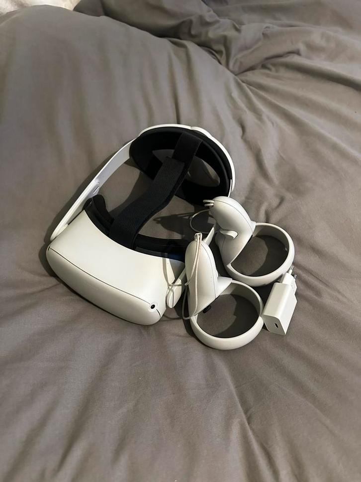 Oculus Quest 2 64GB + Elite Strap - Compleet!, Spelcomputers en Games, Virtual Reality, Zo goed als nieuw, Pc, VR-bril, Verzenden