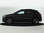 Mercedes-Benz GLA 180 Business Solution AMG | Trekhaak | Nig, Zwart, 4 cilinders, Alcantara, Zwart