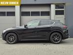Alfa Romeo Stelvio 2.0 T AWD Super Lane/Carbon/Cruise/Maxton, Automaat, Lichtsensor, Zwart, 4 cilinders