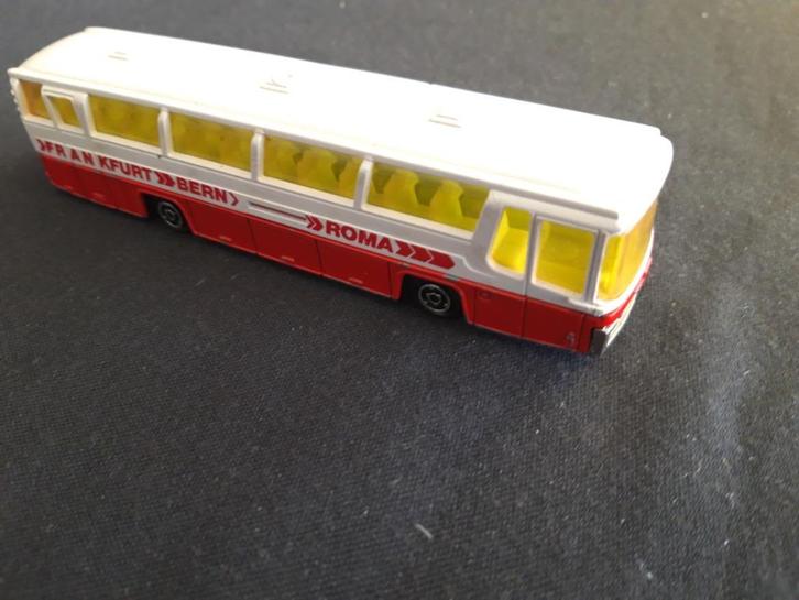 Majorette Neoplan touringcar rood – wit H0 1:87 Majorette, Hobby en Vrije tijd, Modelauto's | 1:87, Gebruikt, Bus of Vrachtwagen