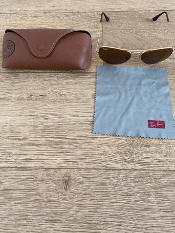 RAY-BAN KINDER ZONNEBRIL beschikbaar voor biedingen