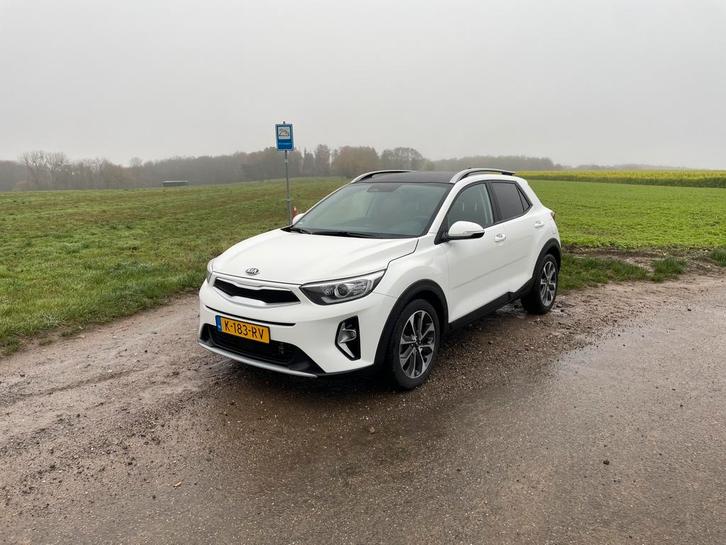 Kia Stonic 1.0 T-GDi Mhev DynamicPlusLine 100pk 2021 Wit, Auto's, Kia, Particulier, Stonic, ABS, Achteruitrijcamera, Airbags, Airconditioning