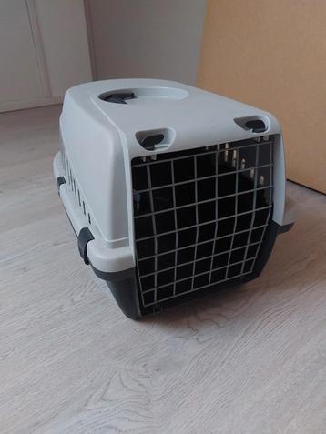 Reismand of vervoersbox voor kleine huisdieren beschikbaar voor biedingen