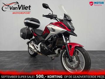 Prachtige Honda NC750X model 2016 + Opties.! NC 750 X beschikbaar voor biedingen