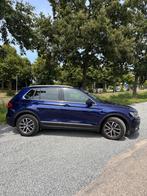 VW Tiguan 1.5 TSI 150pk 2019 Business line automaat Panodak, Stof, 4 cilinders, Blauw, Grijs