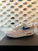 Nike air max 1 pompidou 42, Ophalen of Verzenden, Wit, Zo goed als nieuw, Sneakers of Gympen