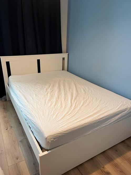 IKEA SONGESAND bedframe + bedbodem + matras, Huis en Inrichting, Slaapkamer | Bedden, Gebruikt, Eenpersoons, 140 cm, 200 cm, Hout