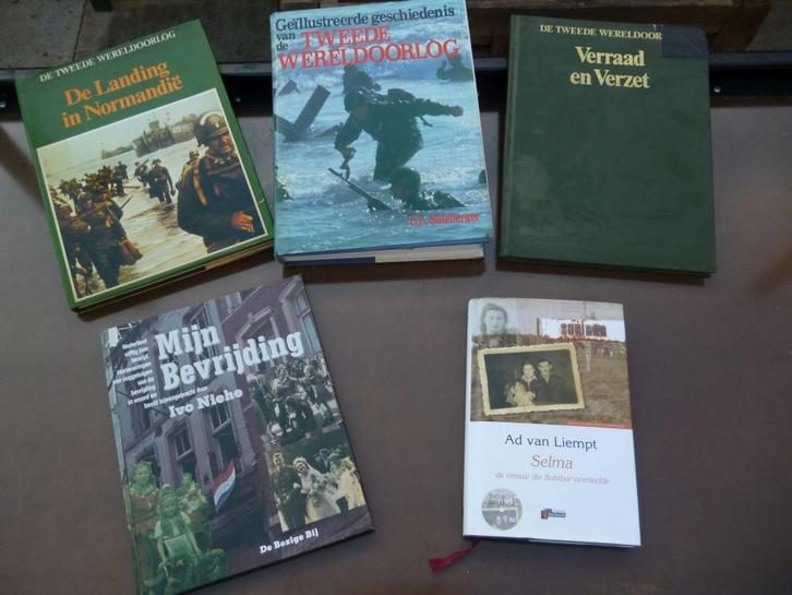 5x oorlogsboeken   2e WERELDOORLOG, Boeken, Oorlog en Militair, Algemeen, Tweede Wereldoorlog, Ophalen of Verzenden