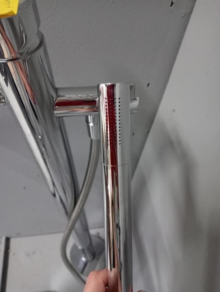 Staande badkraan, Doe-het-zelf en Verbouw, Sanitair, Nieuw, Ophalen