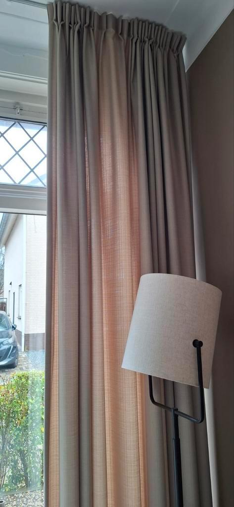 House of Happiness gordijnen - zand - zes delen - izgst., Huis en Inrichting, Stoffering | Gordijnen en Lamellen, Zo goed als nieuw