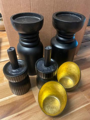 Zwarte Kaarsenhouders & Goudkleurige Waxinelichthouders beschikbaar voor biedingen