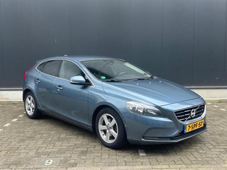 Volvo V40 1.6 D2 Momentum* 2e Eig.* N.A.P.!, Auto's, Volvo, Bedrijf, Te koop, V40, ABS, Airbags, Airconditioning, Boordcomputer