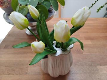 NIEUW: COUNTRYFIELD TULPENVAAS + 5 zijden, witte TULPEN !!! beschikbaar voor biedingen