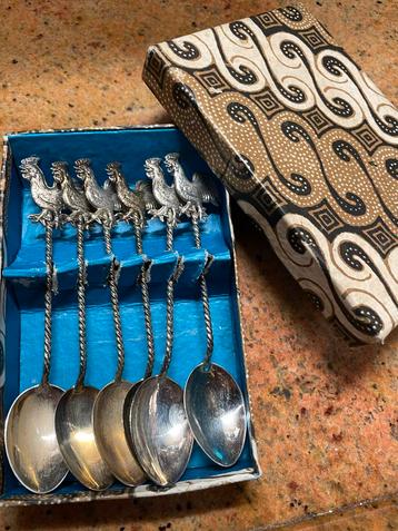 Oude Hanen Lepeltjes Set in Doos beschikbaar voor biedingen