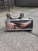 Toolbox gereedschapbakje suzuki vs1400 intruder, Motoren, Onderdelen | Suzuki, Ophalen of Verzenden, Gebruikt