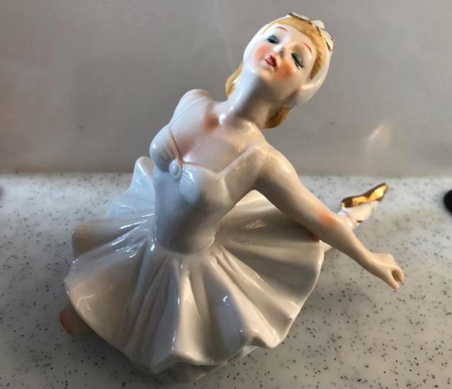 Ballerina Beeld Duitse Danseres Porselein Oud, Antiek en Kunst, Antiek | Porselein, Ophalen of Verzenden