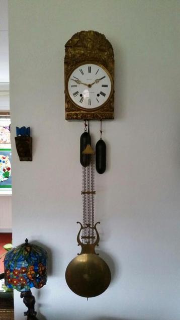 Comtoise hangklok beschikbaar voor biedingen