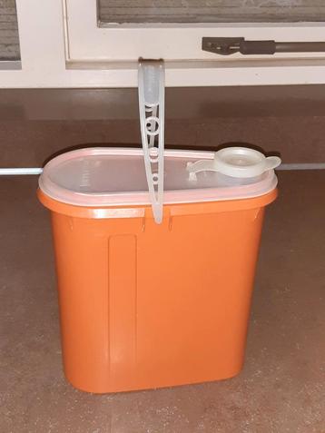 Tupperware vintage sapkan oranje met hengsel beschikbaar voor biedingen
