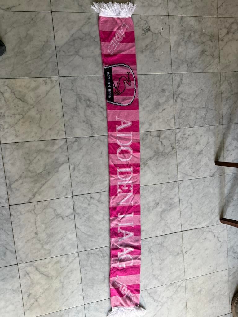 ADO Den Haag Ladies shawl, Ophalen of Verzenden, Zo goed als nieuw, Muts