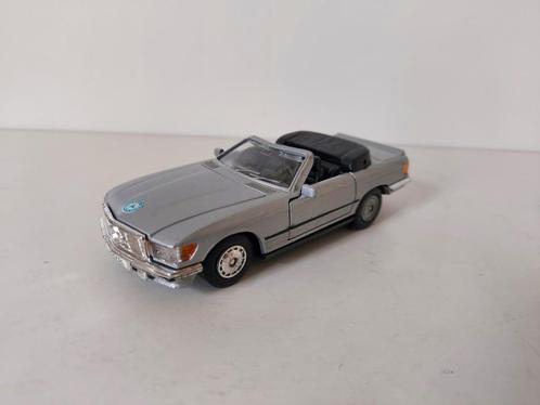 Mercedes-Benz 500 SL zilvergrijs, Hobby en Vrije tijd, Modelauto's | 1:43, Gebruikt, Auto, Ophalen of Verzenden