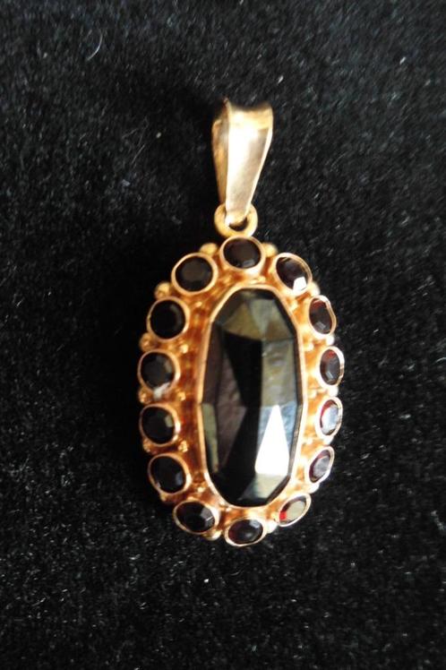 14 Karaats GOUDEN DAMESHANGER MODEL ANTOURA met GRANAATJES, Sieraden, Tassen en Uiterlijk, Kettinghangers, Zo goed als nieuw, Goud