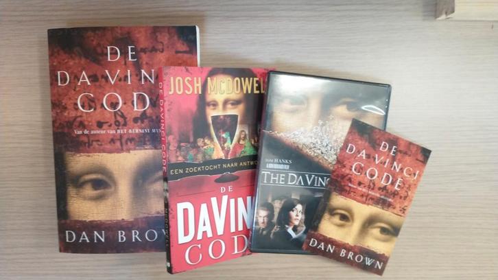 Set De Davinci Code - Dan Brown, Boeken, Thrillers, Gelezen, Nederland, Ophalen of Verzenden