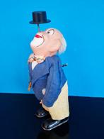 1950 Germany -Circus clown met hoge hoed., Ophalen of Verzenden