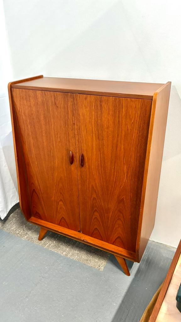Vintage kast halkastje jaren 70 teak, Antiek en Kunst, Antiek | Meubels | Kasten, Ophalen