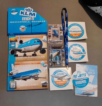 Te koop - MD11 boeken met accessoires  beschikbaar voor biedingen