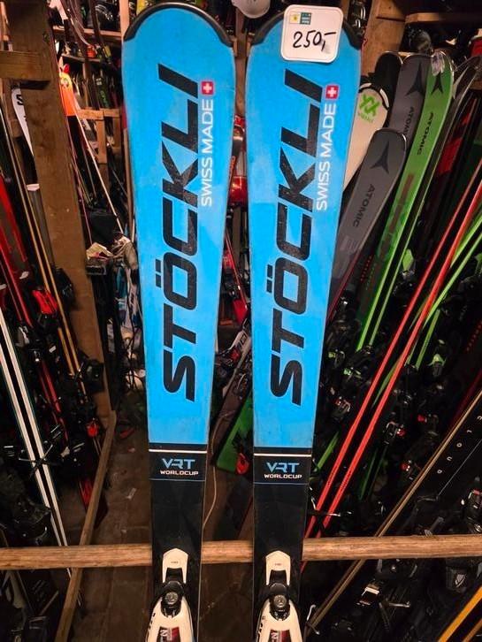 165cm STOCKLI LASER SL VOOR 1 max2 seizoen daarom deze prijs, Sport en Fitness, Skiën en Langlaufen, Ski's, Overige merken, 160 tot 180 cm
