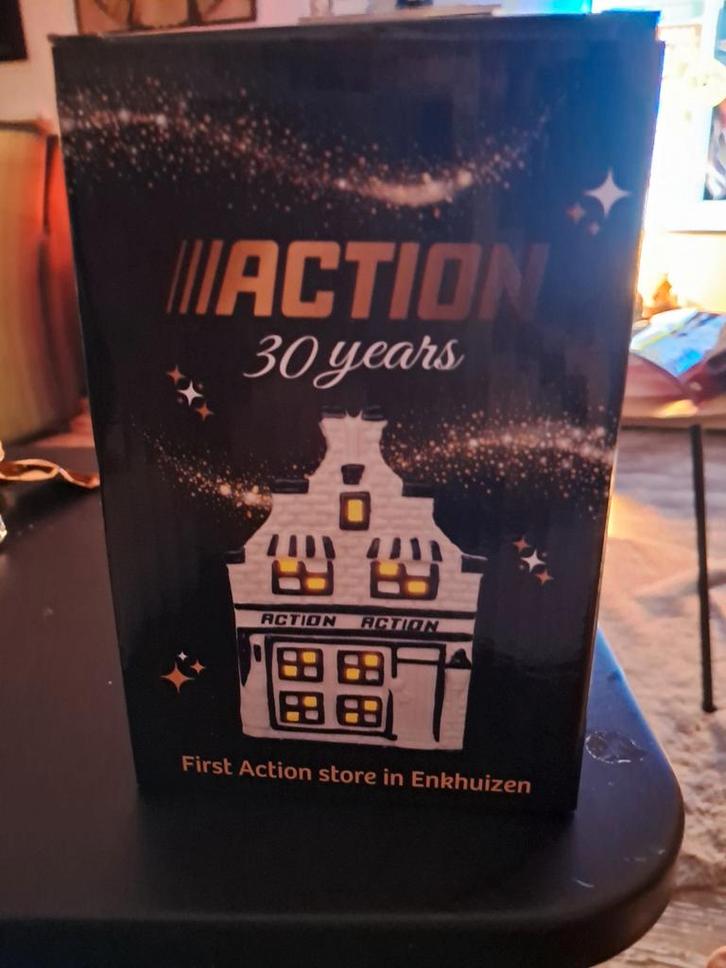 Action 30 Jaar Kaars - Nieuw in Verpakking, Huis en Inrichting, Woonaccessoires | Kandelaars en Kaarsen, Nieuw, Kaars, Minder dan 25 cm