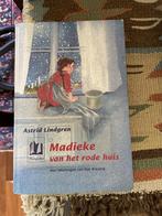Astrid lindgren / madieke van het rode huis, Ophalen of Verzenden, Zo goed als nieuw, Fictie algemeen