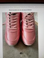 Ghoud maat 40, Nieuw, Ophalen of Verzenden, Sneakers of Gympen, Roze