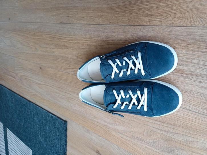 Zgan. Ecco's met rits mt.40, blauw nubuckleer, Kleding | Dames, Schoenen, Zo goed als nieuw, Sneakers of Gympen, Blauw, Ophalen of Verzenden