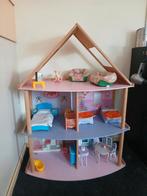 Barbiehuis met meubels en barbies, Kinderen en Baby's, Speelgoed | Poppenhuizen, Ophalen, Gebruikt