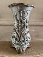 Franee gietijzeren vaas carlotte antiek en  brocante, Ophalen of Verzenden