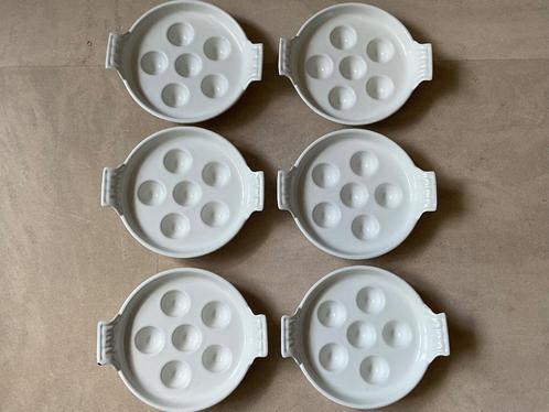 6 witte 6 gaats slakkenbordjes van gietijzer Type Le Creuset, Huis en Inrichting, Keuken | Keukenbenodigdheden, Gebruikt, Verzenden