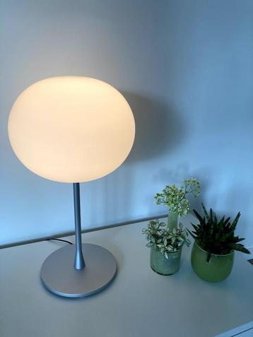 Flos "Glo-Ball Table" tafellamp beschikbaar voor biedingen