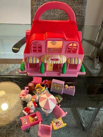 Hello Kitty huisjes om mee te nemen beschikbaar voor biedingen