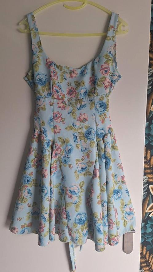Zomers kort jurkje maat M, Kleding | Dames, Jurken, Zo goed als nieuw, Maat 38/40 (M), Blauw, Boven de knie, Ophalen of Verzenden
