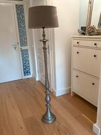 Staande schemerlamp, Huis en Inrichting, Lampen | Vloerlampen, Ophalen, Gebruikt, Klassiek, Metaal